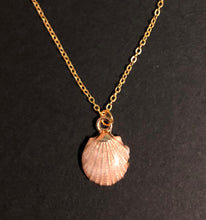 Load image into Gallery viewer, Pink Sea shell Necklace - Tribal Coast ArtNecklace
